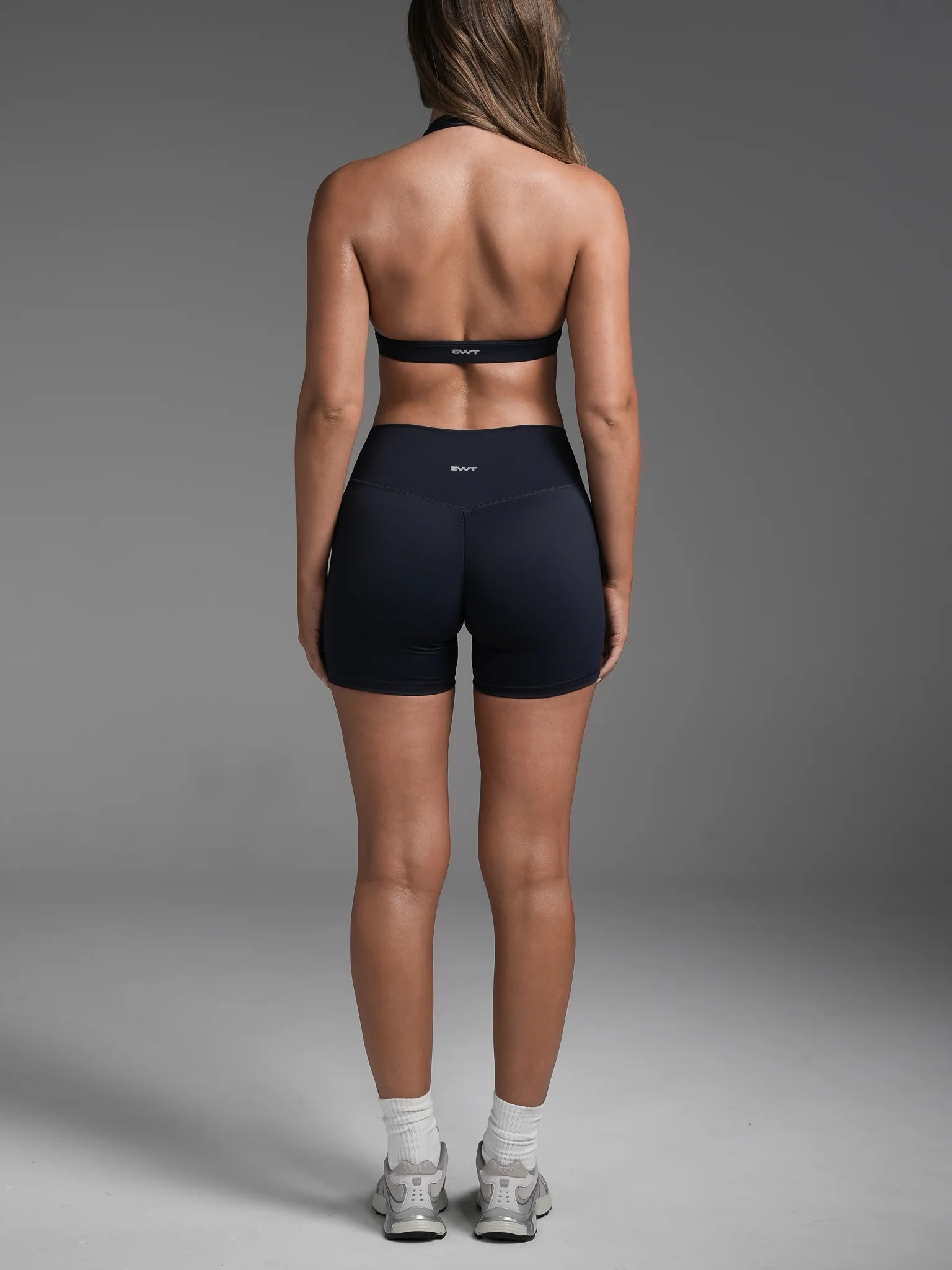 Base 4" Scrunch Shorts