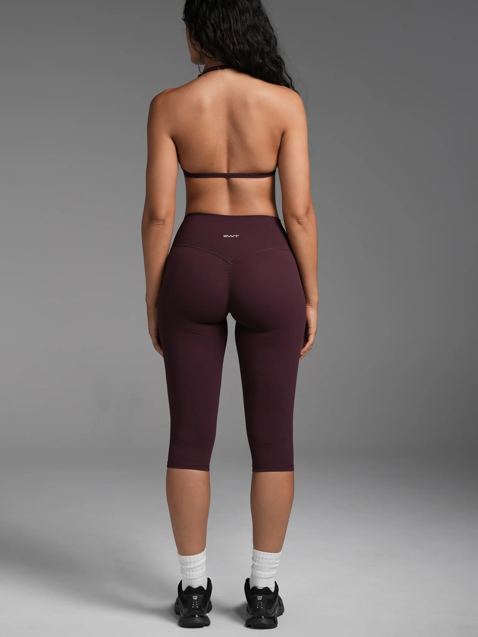 FLX Invisible Scrunch Capris - Image 5