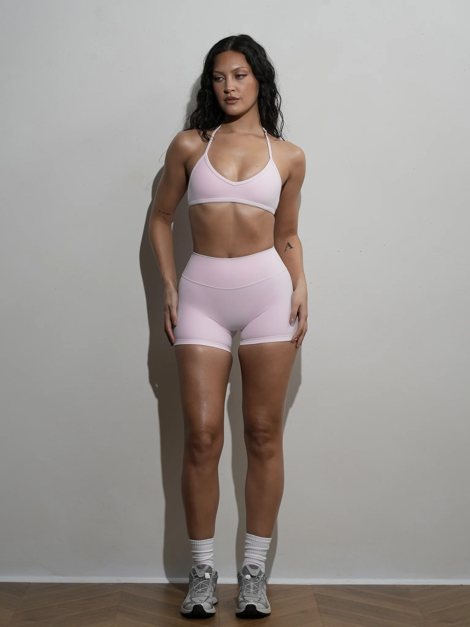 FLX Invisible Scrunch Shorts 4"
