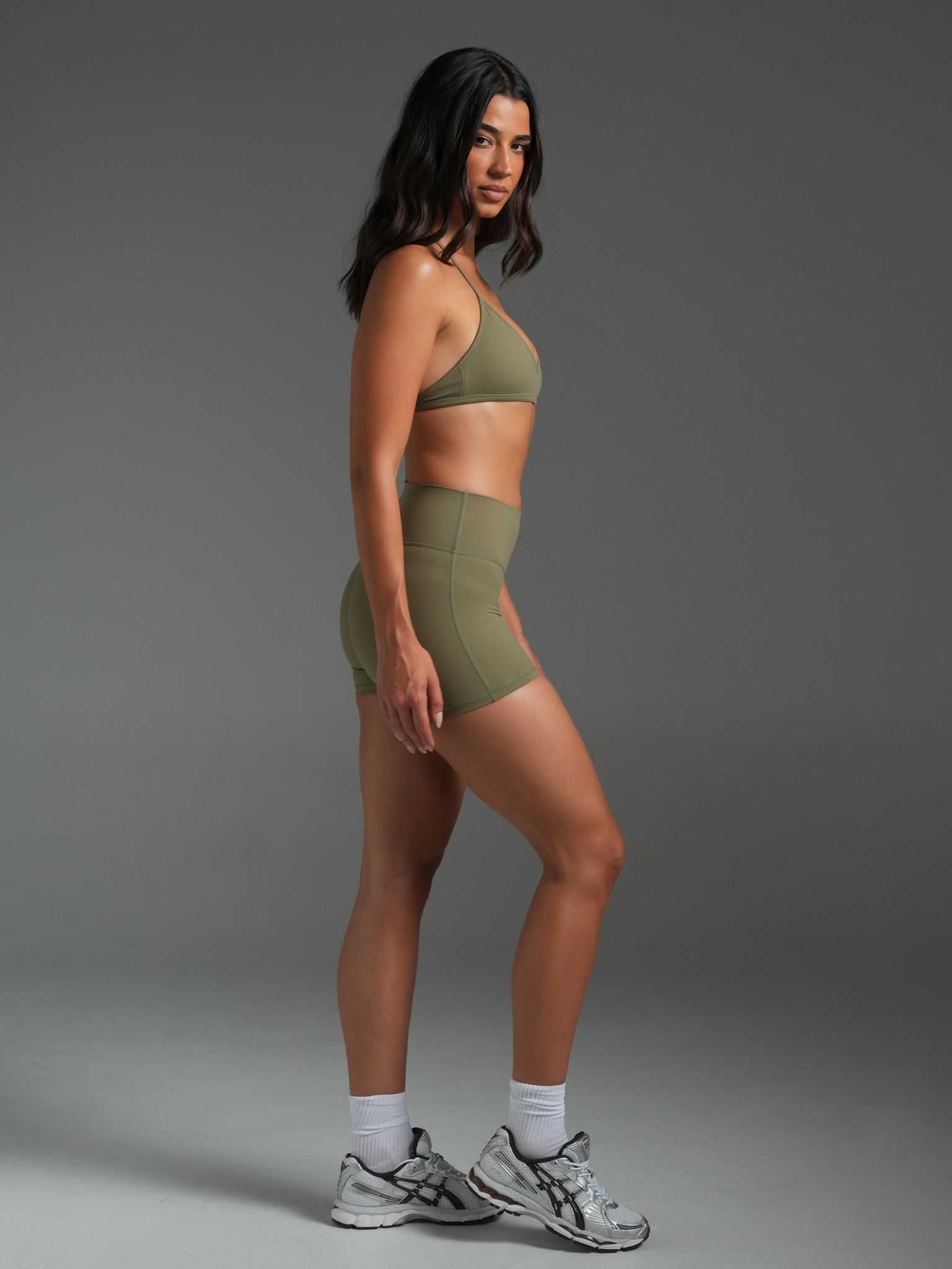 FLX Invisible Scrunch Shorts 4" - Image 3