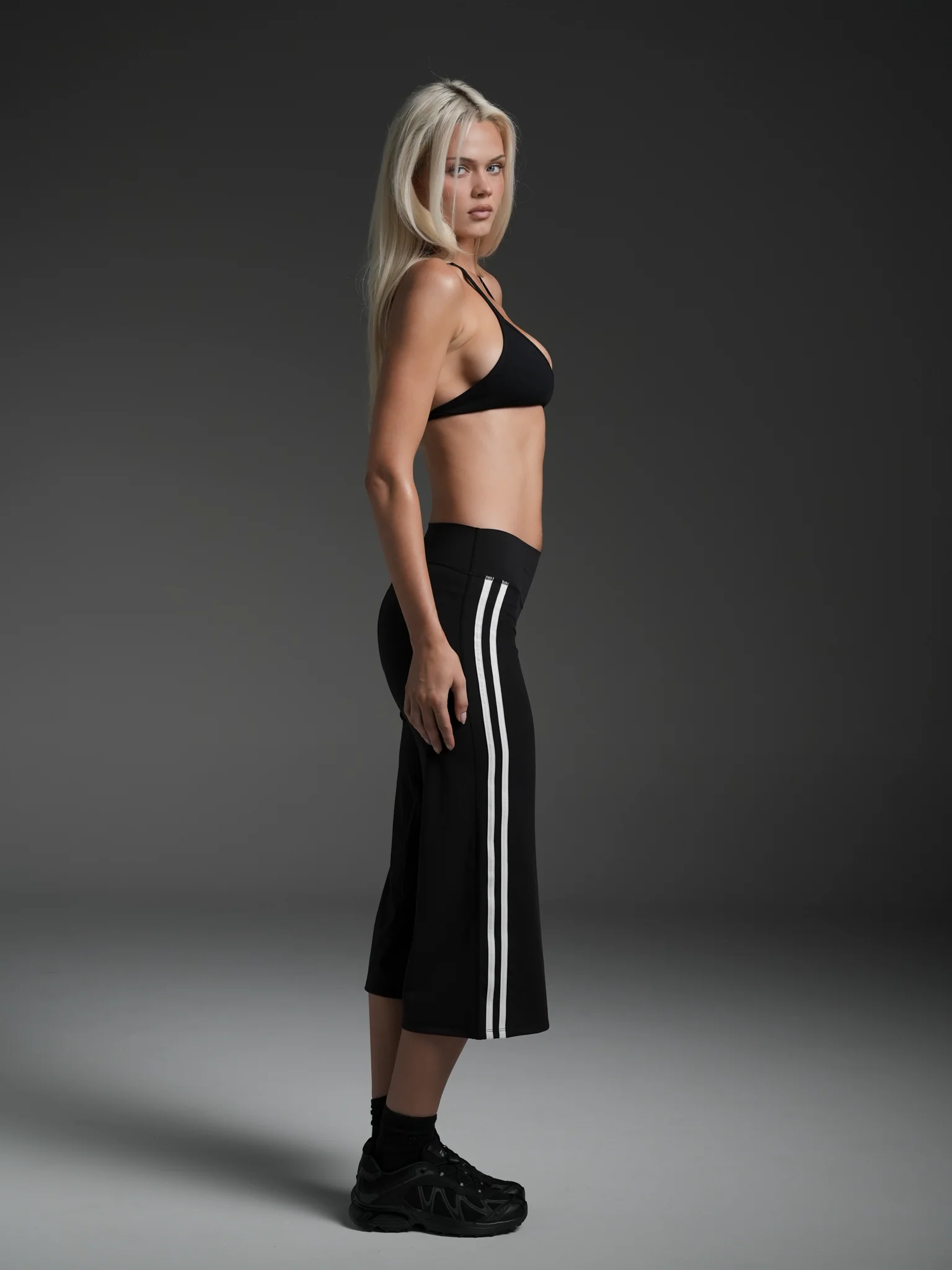 FLX Stripe Wide Leg Capris