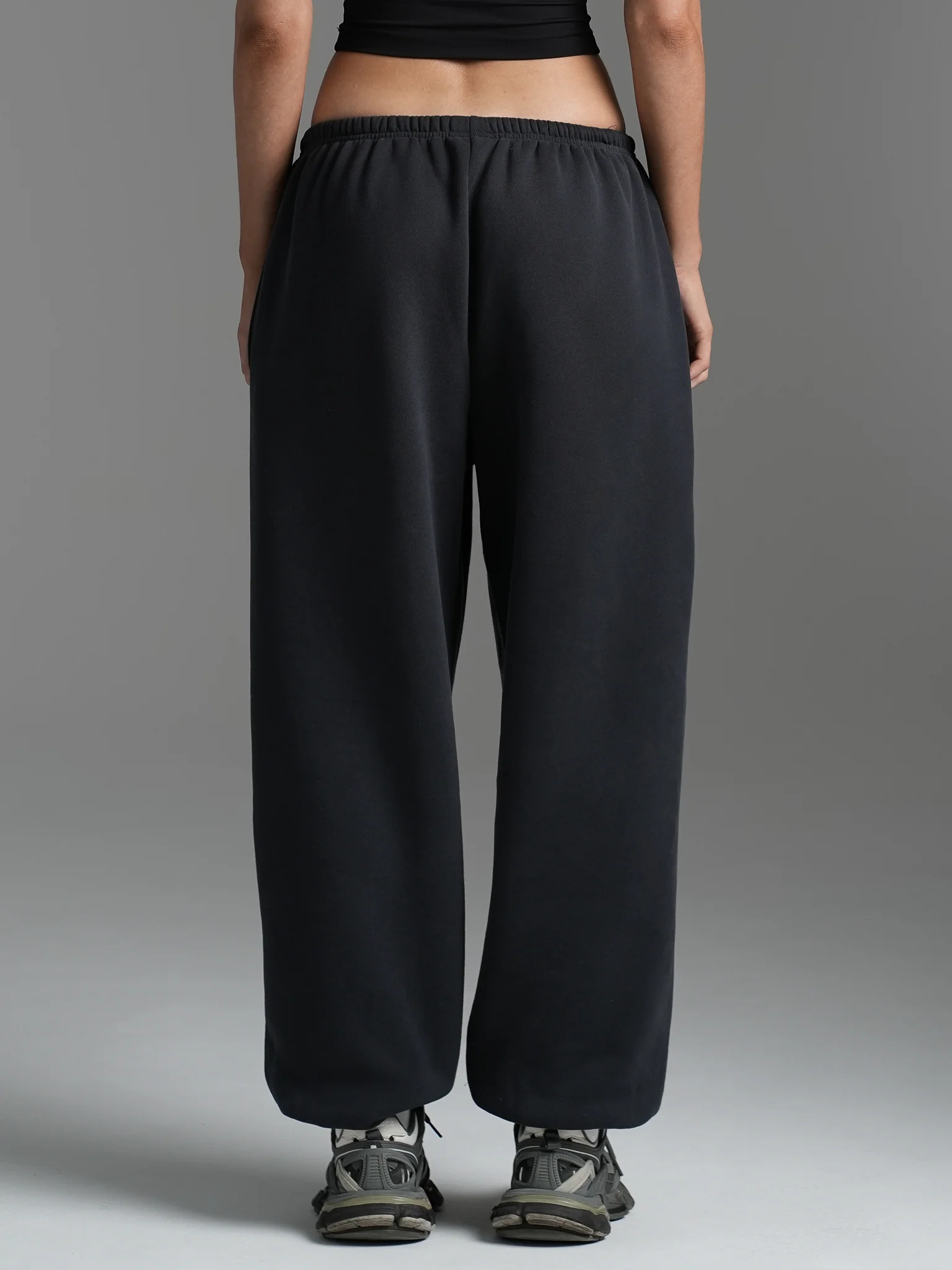 Oversized Fleece Trackpants - Image 2